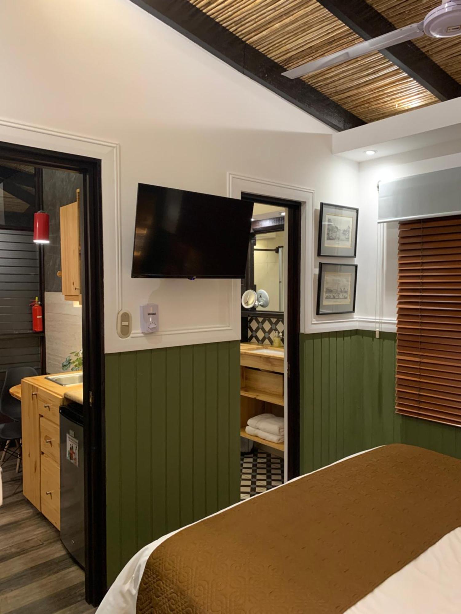 Aranjuez Lofts Santa Ana Apartment ซานตาอานา ภายนอก รูปภาพ